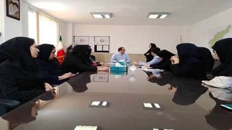  برگزاری جلسه آموزشی خودمراقبتی سازمانی با عنوان  نقش شادی و نشاط در سلامت روان , شبکه بهداشت مهدیشهر